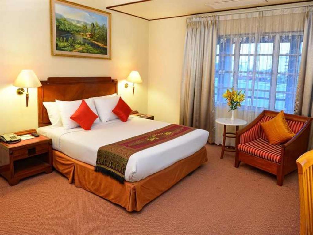 Holiday Villa Hotel City Centre Phnom-Penh Kamer foto