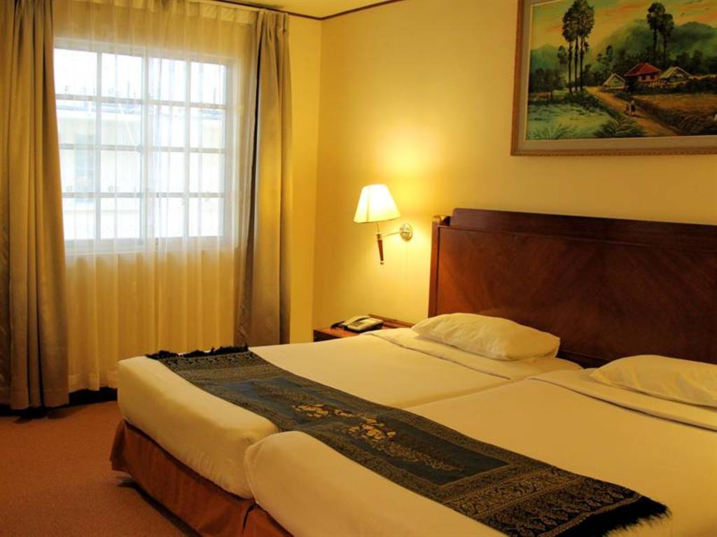 Holiday Villa Hotel City Centre Phnom-Penh Kamer foto