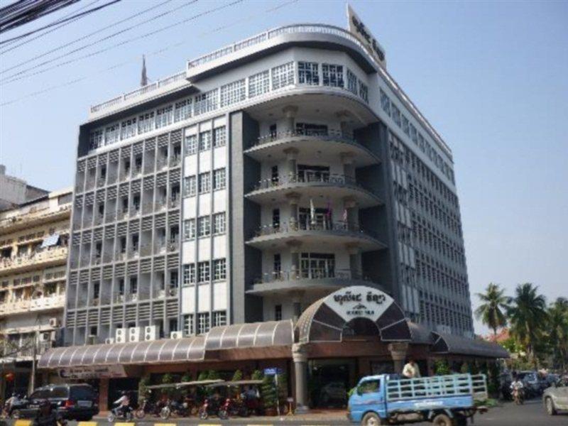 Holiday Villa Hotel City Centre Phnom-Penh Buitenkant foto