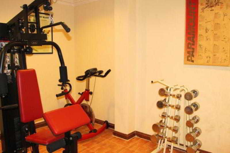 Holiday Villa Hotel City Centre Phnom-Penh Buitenkant foto